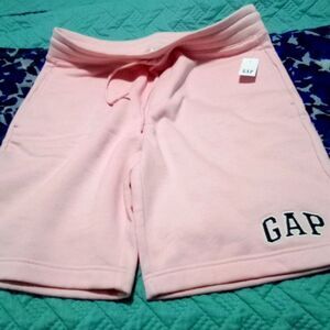 Gap shorts